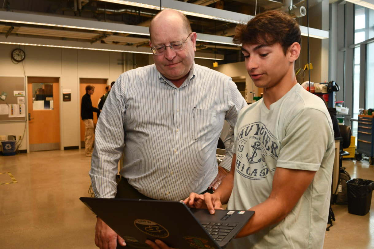Danny working with Prof. Colicott